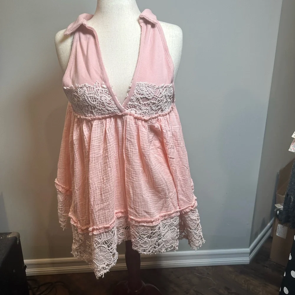 POL Blush Pink Lace-Trim Halter Tunic - Picture 3 of 6